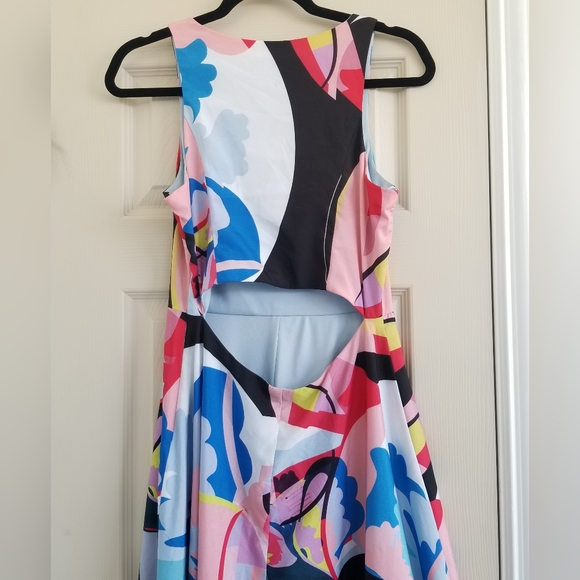 Nicole Miller New York Abstract Print Cutout-Back High-Low Dress - Picture 8 of 16